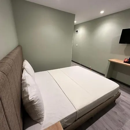 Dedem Express-istanbul Airport-round Trip Airport Service Hotel *