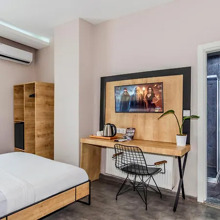 Dedem Express-istanbul Airport-round Trip Airport Service Hotel Arnavutkoy